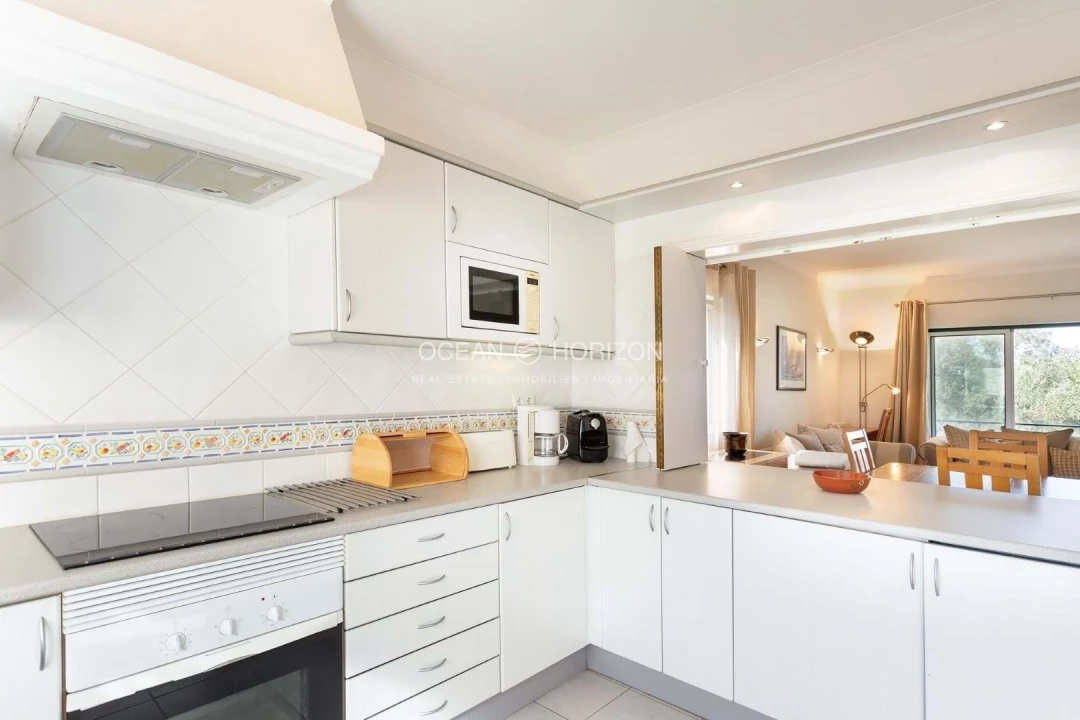 Apartamento T2 para Venda em Estômbar e Parchal Foto 5