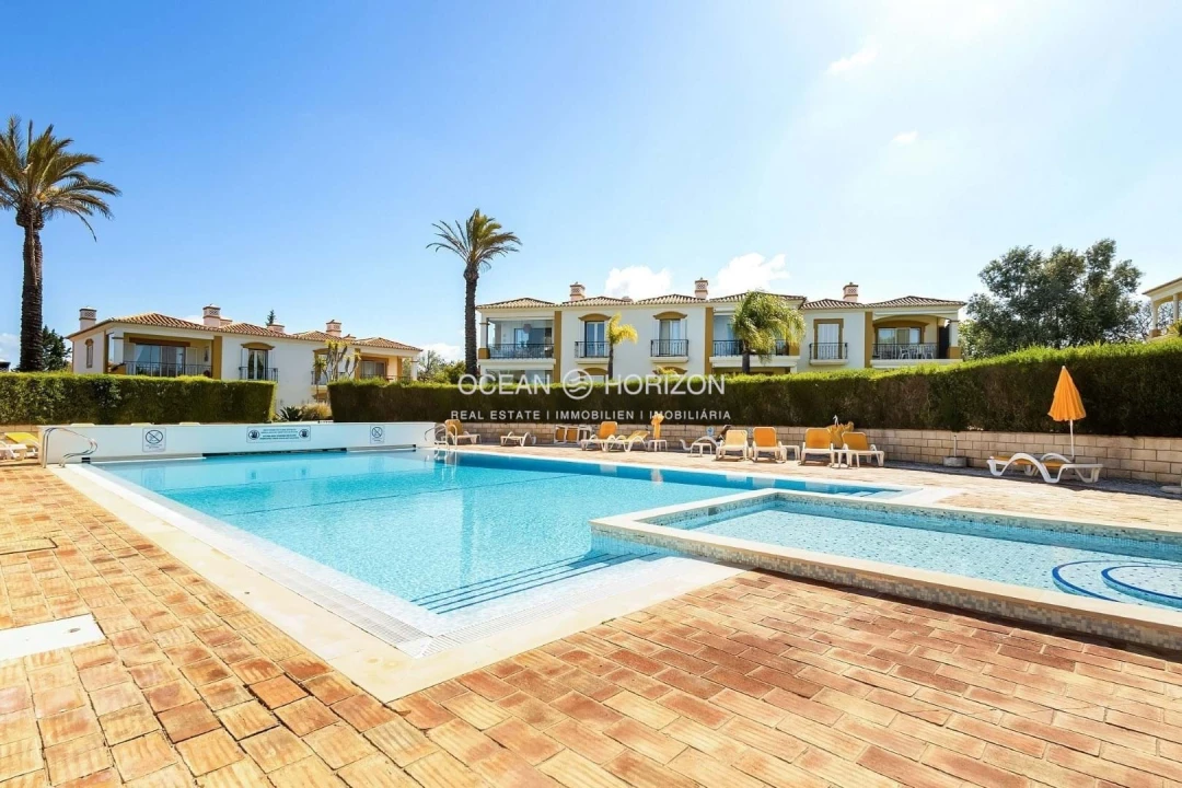 Apartamento T2 para Venda em Estômbar e Parchal Foto 7