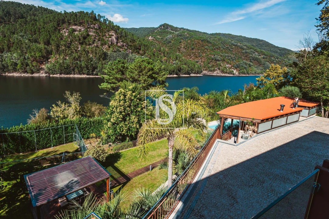 Quinta T5 para Venda em Ventosa e Cova Foto 8