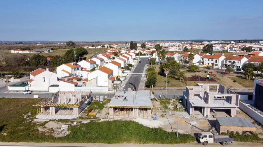 Moradia T4 para Venda em Salvaterra de Magos e Foros de Salvaterra Foto 35