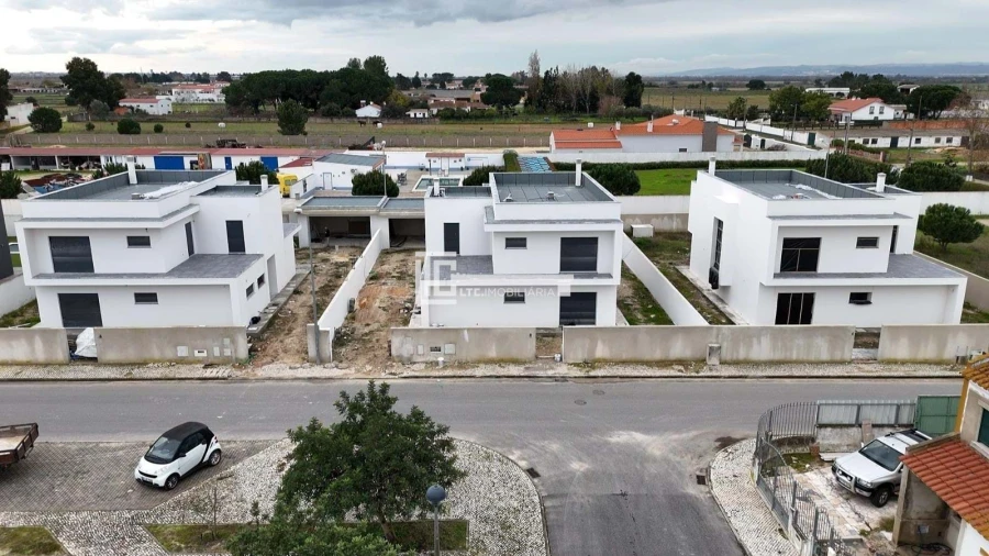 Moradia T4 para Venda em Salvaterra de Magos e Foros de Salvaterra Foto 34