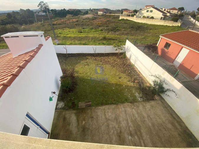 Moradia T3 para Venda em Peral Foto 25