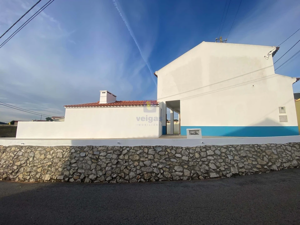 Moradia T3 para Venda em Peral Foto 18