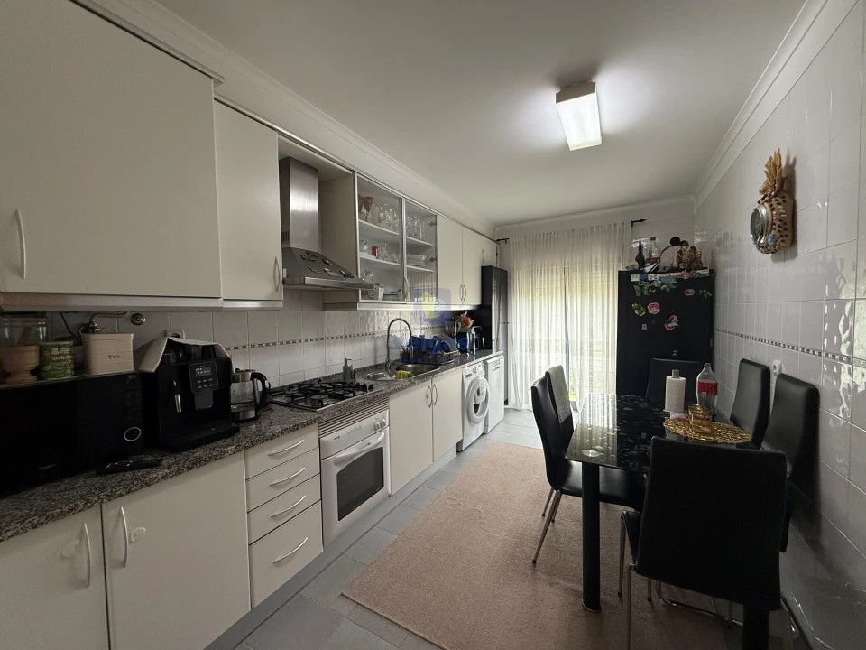 Apartamento T3 para Venda em Caldas da Rainha - Santo Onofre e Serra do Bouro Foto 2