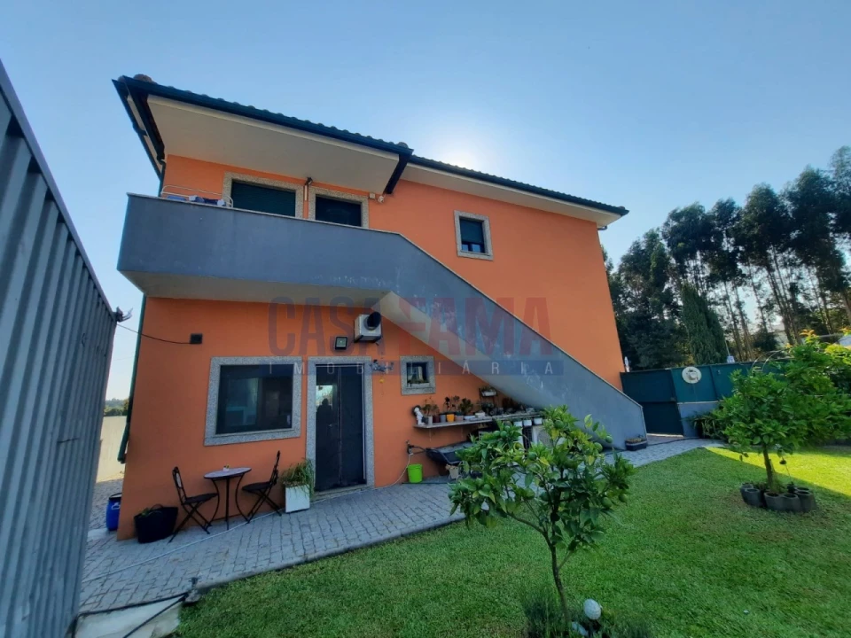 Moradia T3 para Venda em Areias, Sequeirô, Lama e Palmeira Foto 3