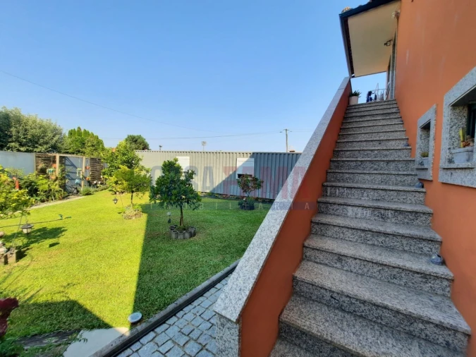 Moradia T3 para Venda em Areias, Sequeirô, Lama e Palmeira Foto 9