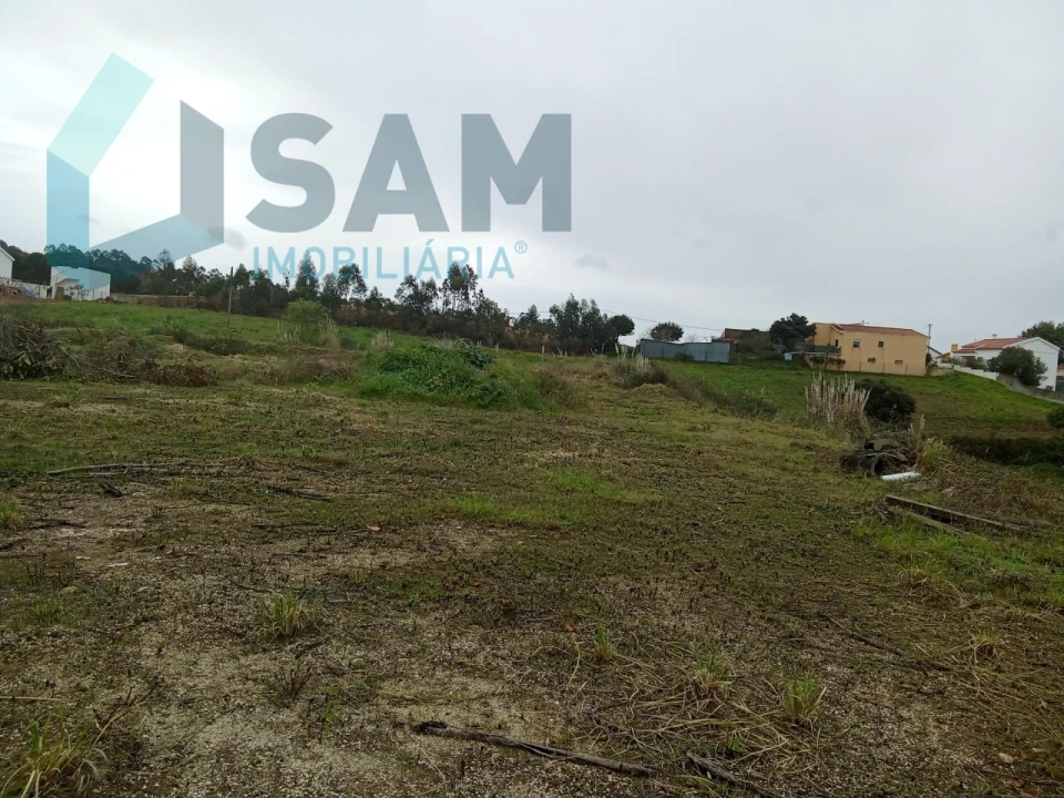 Terreno Misto para Venda em Campelos e Outeiro da Cabeça Foto 1