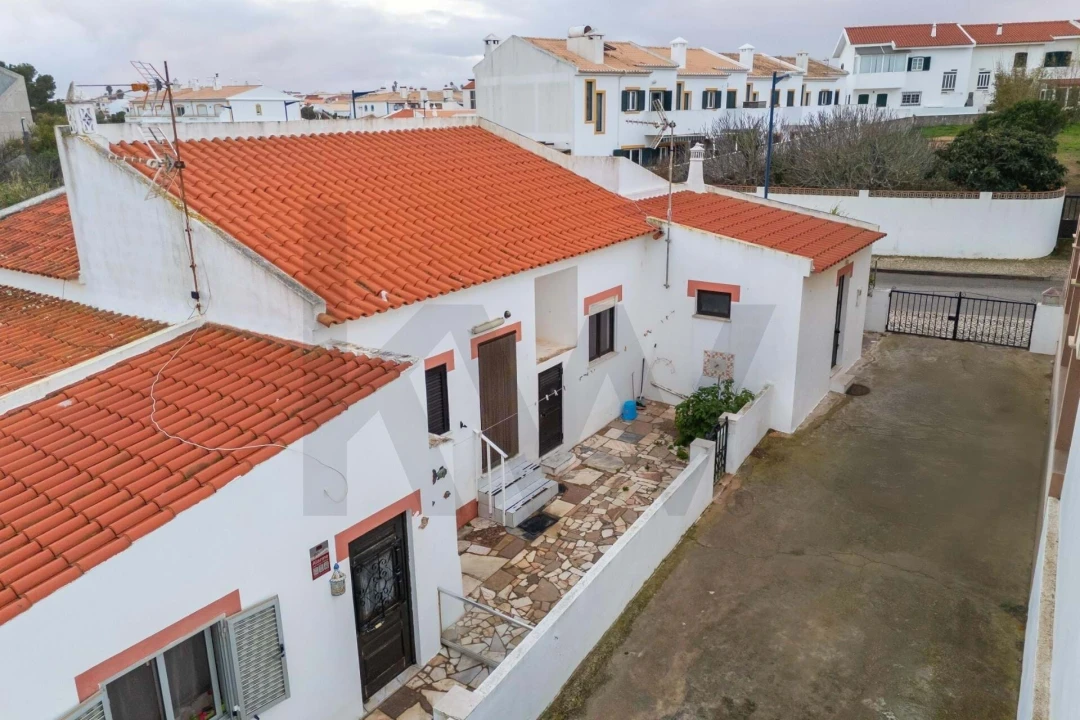 Moradia T4 para Venda em Vila de Sagres Foto 9