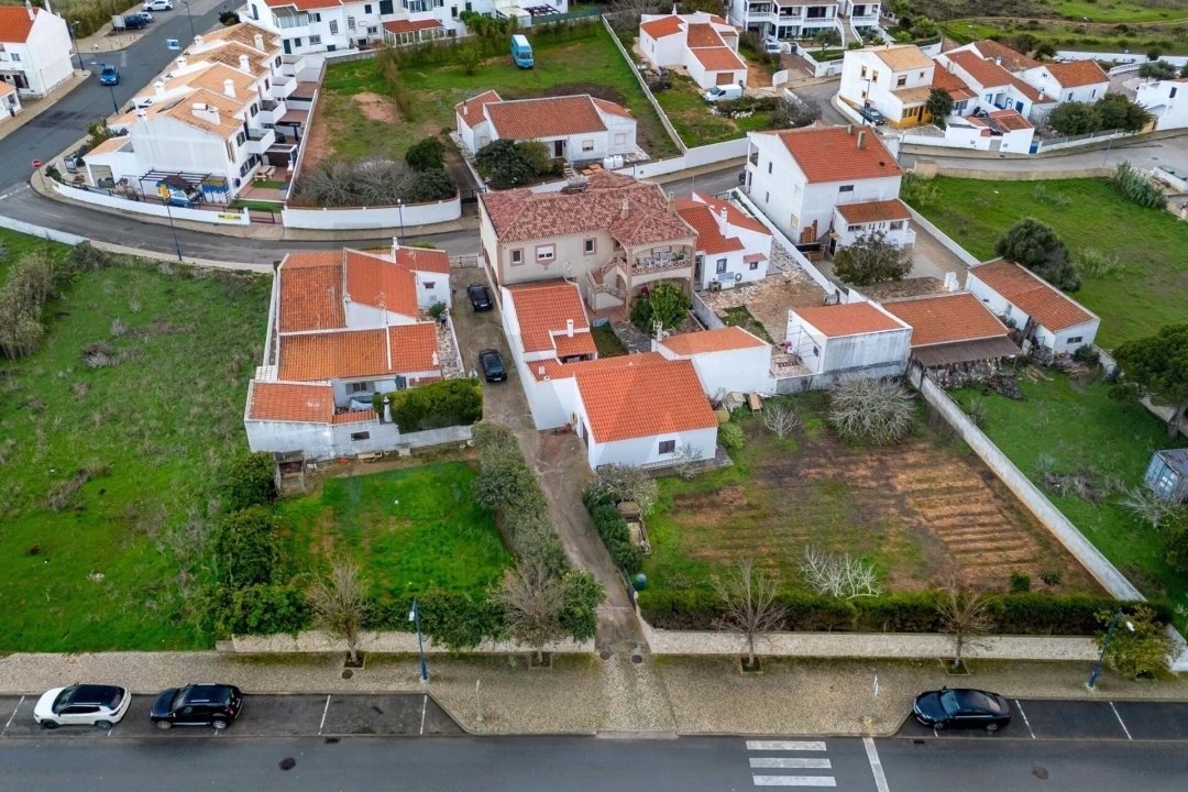 Moradia T4 para Venda em Vila de Sagres Foto 4