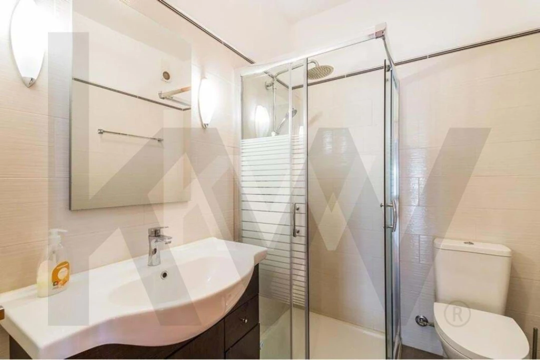 Apartamento T2 para Arrendamento férias em Alvor Foto 11