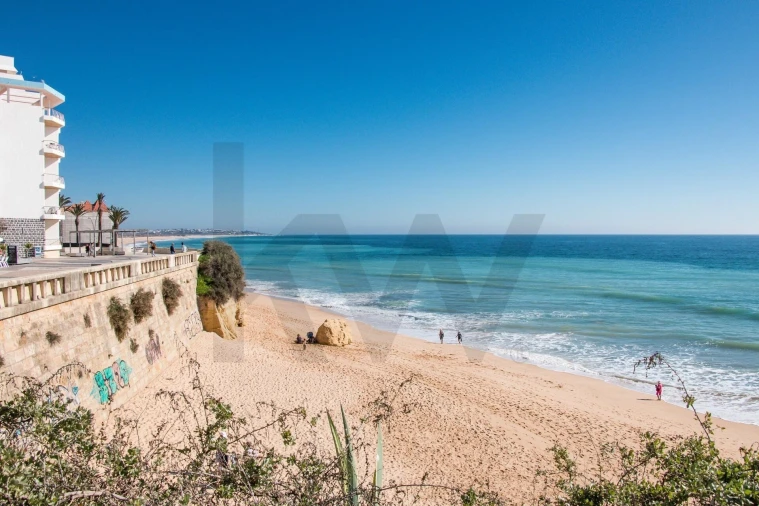Armazém para Venda em Armação de Pera Foto 9