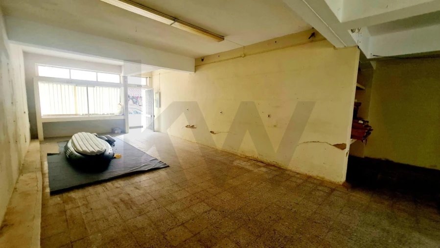 Armazém para Venda em Armação de Pera Foto 5