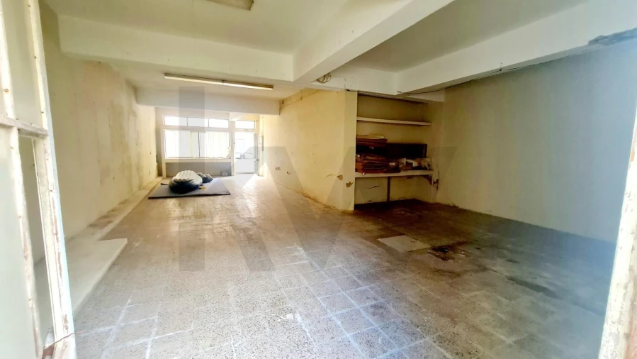 Armazém para Venda em Armação de Pera Foto 4