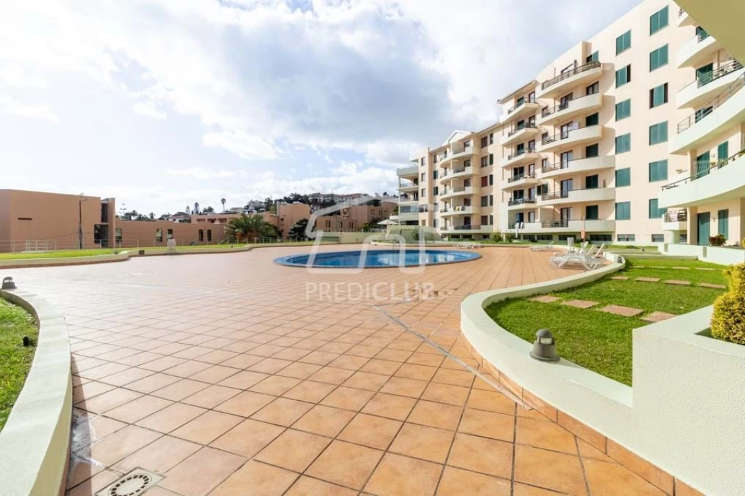 Apartamento T4 para Venda em Caniço Foto 24