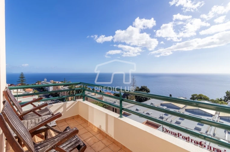 Apartamento T4 para Venda em Caniço Foto 2