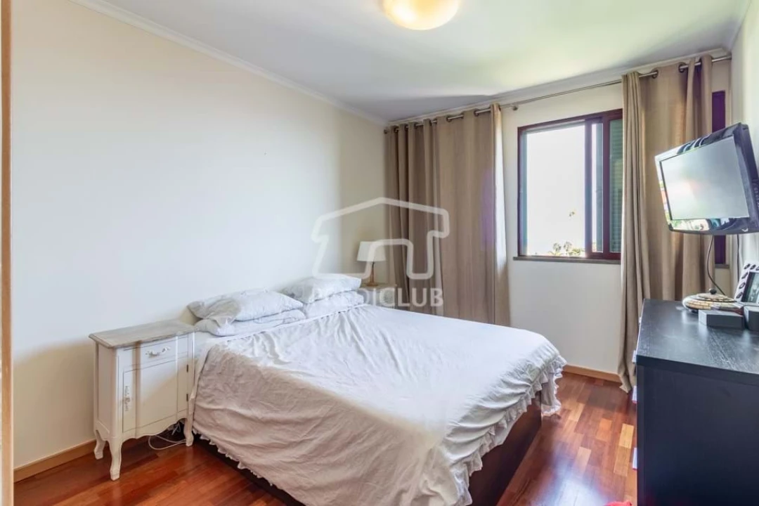 Apartamento T4 para Venda em Caniço Foto 20