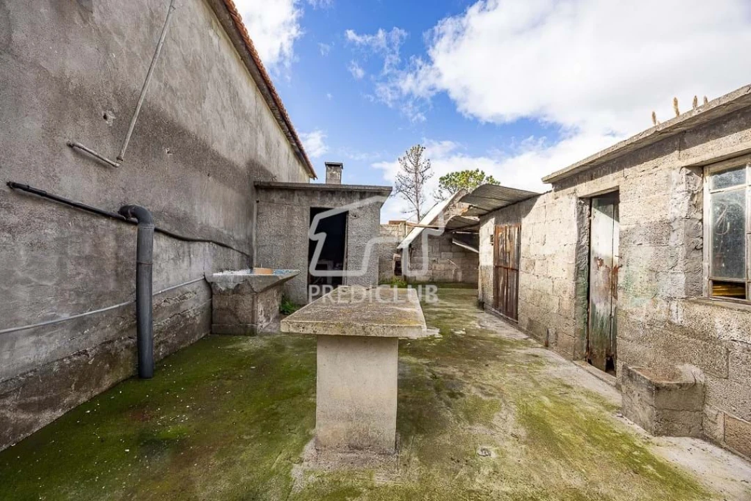 Moradia T2 para Venda em Calheta Foto 6