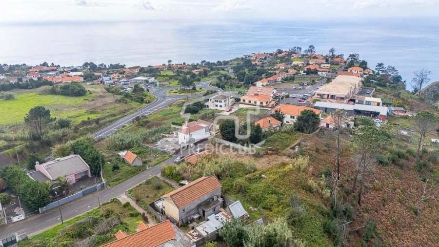 Moradia T2 para Venda em Calheta Foto 19