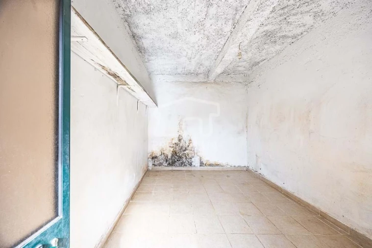 Moradia T2 para Venda em Calheta Foto 9