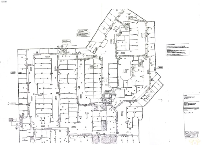 Garagem para Venda em Tavira (Santa Maria e Santiago) Foto 13