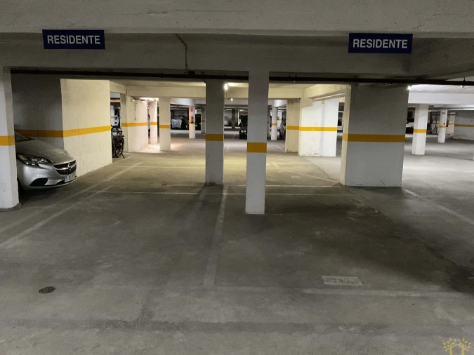 Garagem para Venda em Tavira (Santa Maria e Santiago) Foto 5