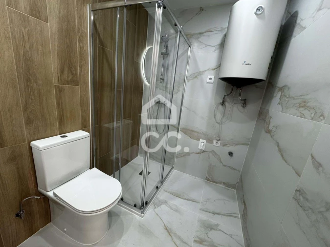 Apartamento T2 para Venda em Santa Iria de Azoia, São João da Talha e Bobadela Foto 8