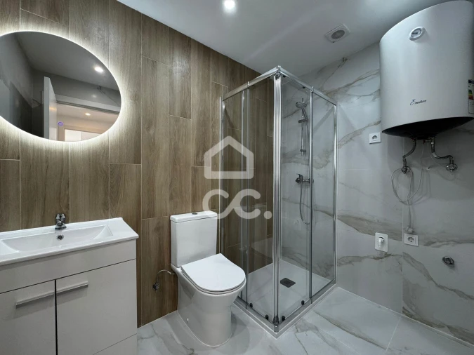 Apartamento T2 para Venda em Santa Iria de Azoia, São João da Talha e Bobadela Foto 6