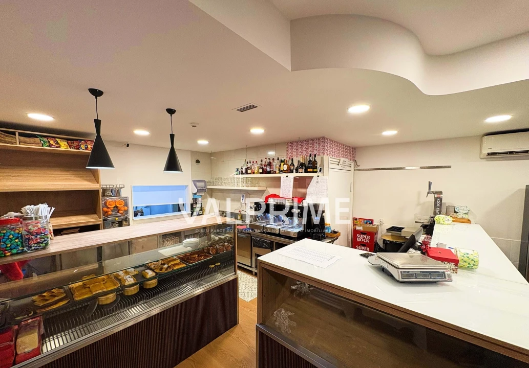 Negócio para Arrendamento em Valongo Foto 8