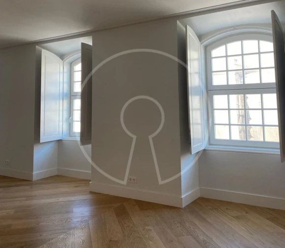 Apartamento T2 para Venda em Santa Maria Maior Foto 5