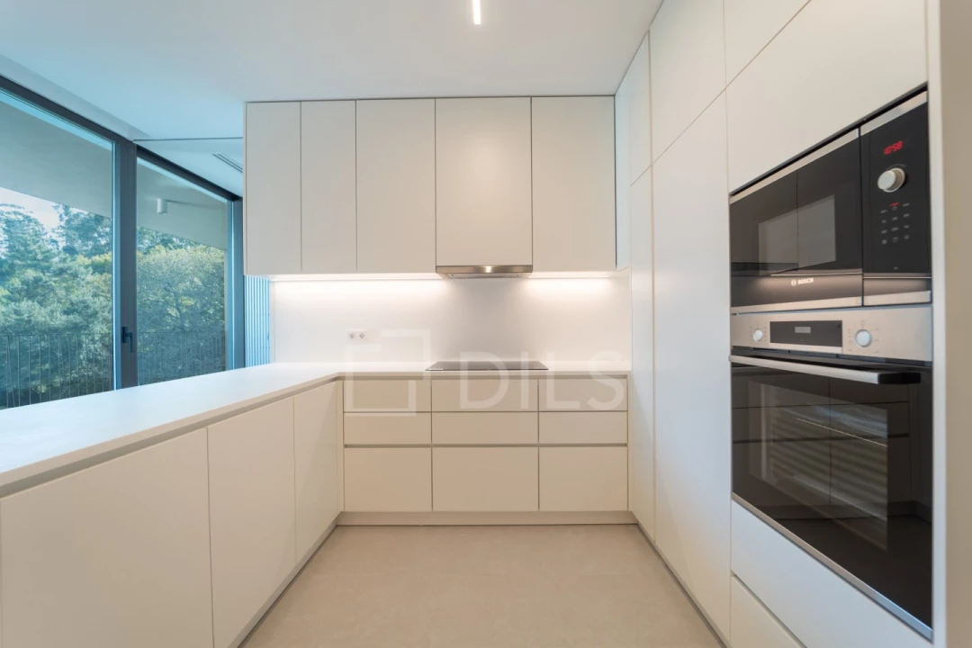 Apartamento T4 para Venda em Mafamude e Vilar do Paraíso Foto 4