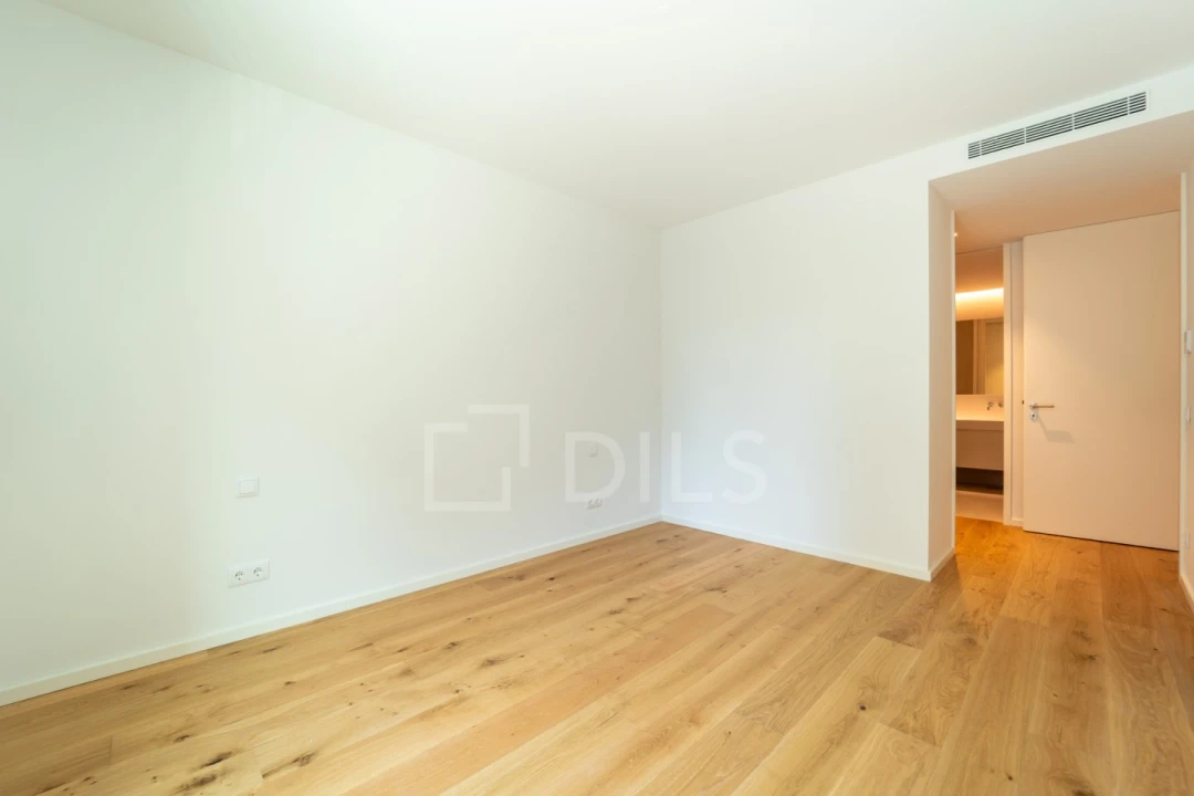 Apartamento T4 para Venda em Mafamude e Vilar do Paraíso Foto 15