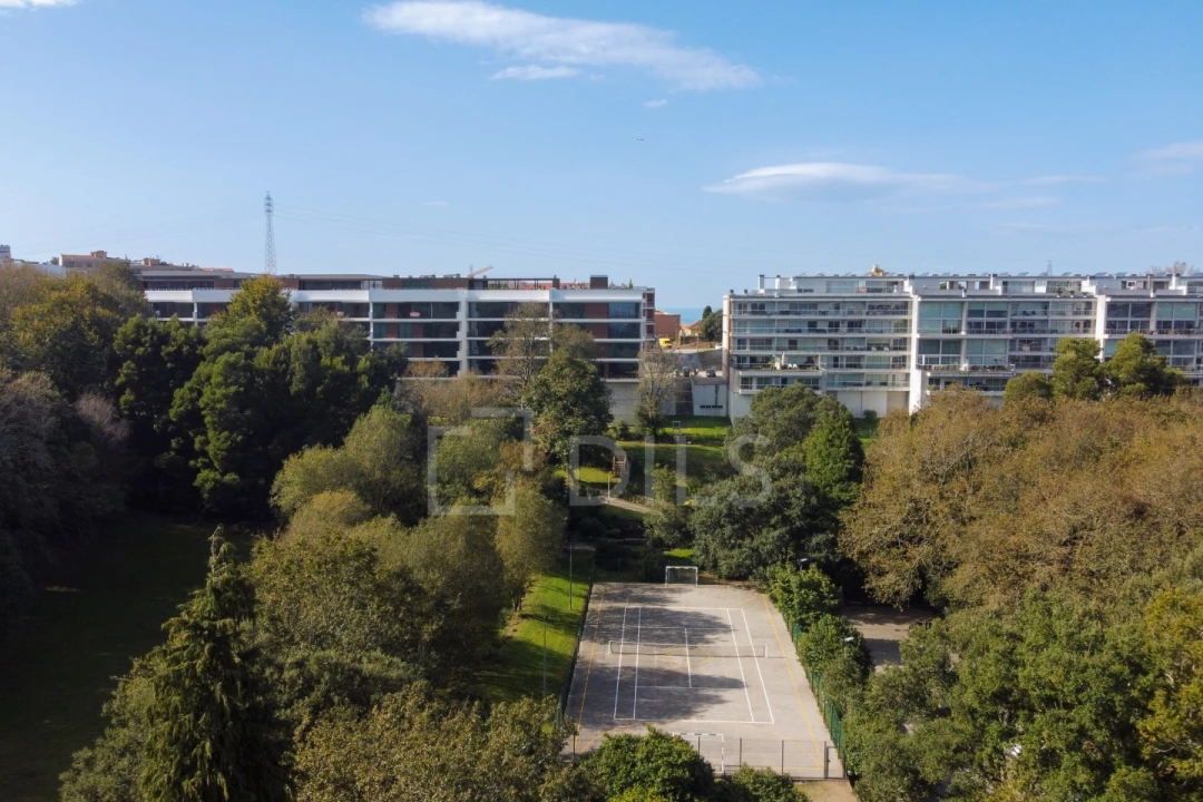 Apartamento T4 para Venda em Mafamude e Vilar do Paraíso Foto 48