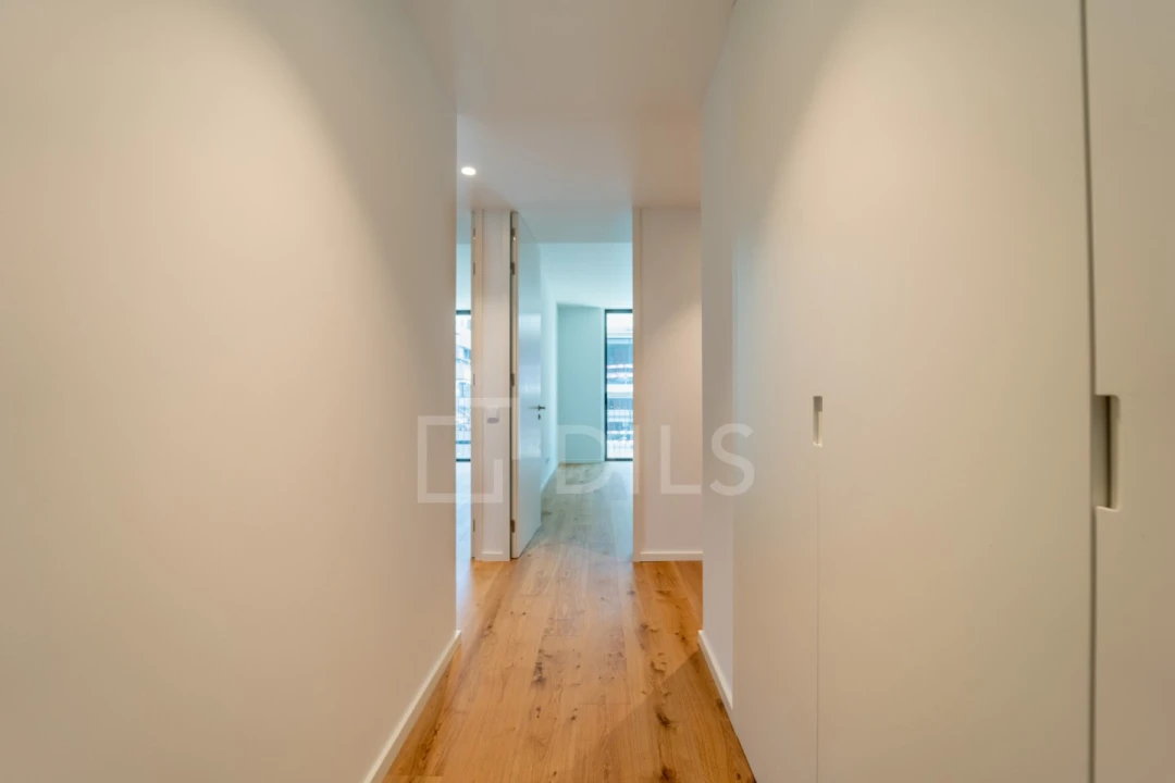 Apartamento T4 para Venda em Mafamude e Vilar do Paraíso Foto 38