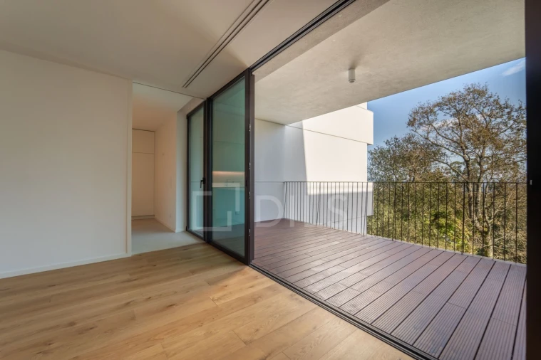 Apartamento T4 para Venda em Mafamude e Vilar do Paraíso Foto 2