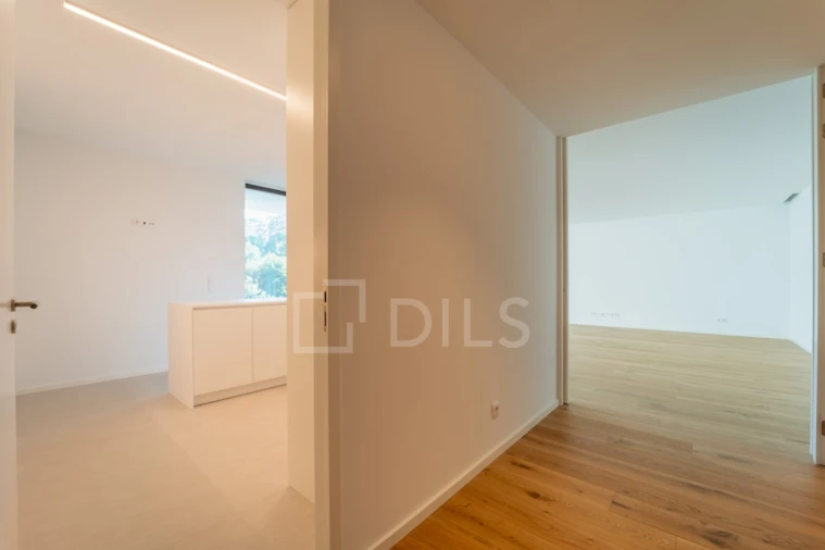 Apartamento T4 para Venda em Mafamude e Vilar do Paraíso Foto 7