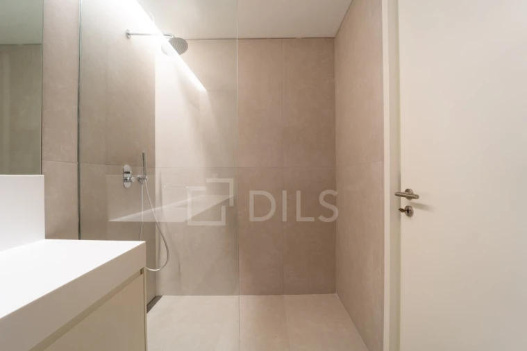 Apartamento T4 para Venda em Mafamude e Vilar do Paraíso Foto 33