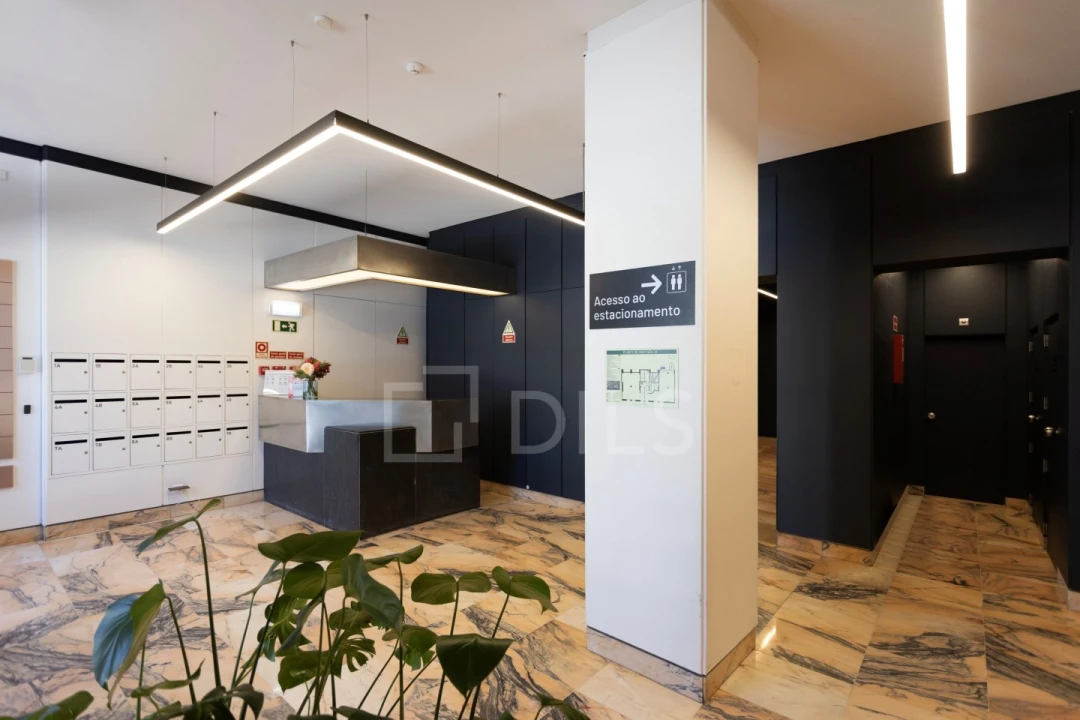 Escritório para Arrendamento em Campolide Foto 13