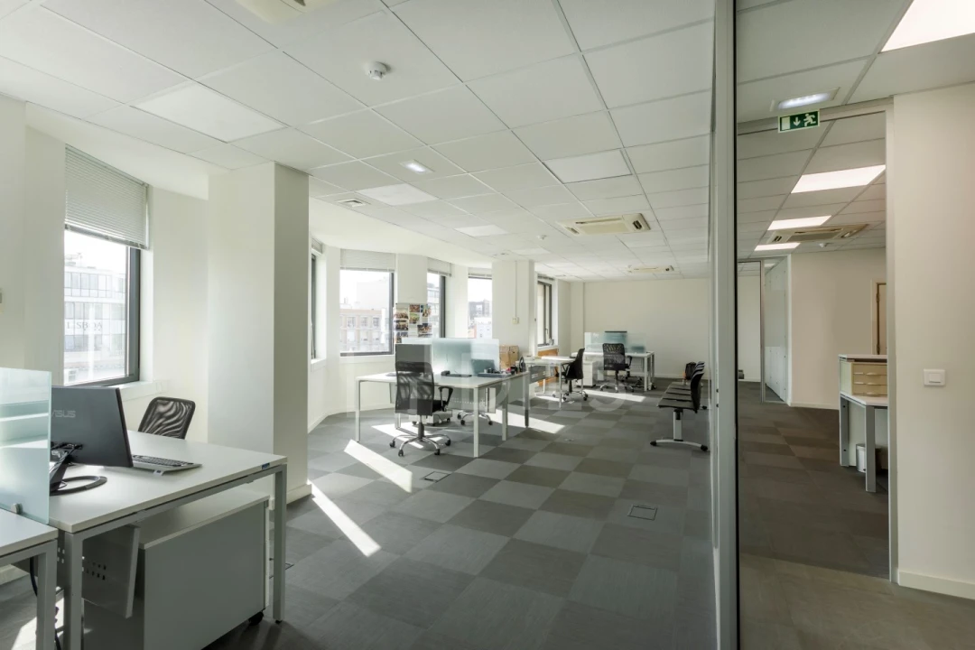 Escritório para Arrendamento em Avenidas Novas Foto 10