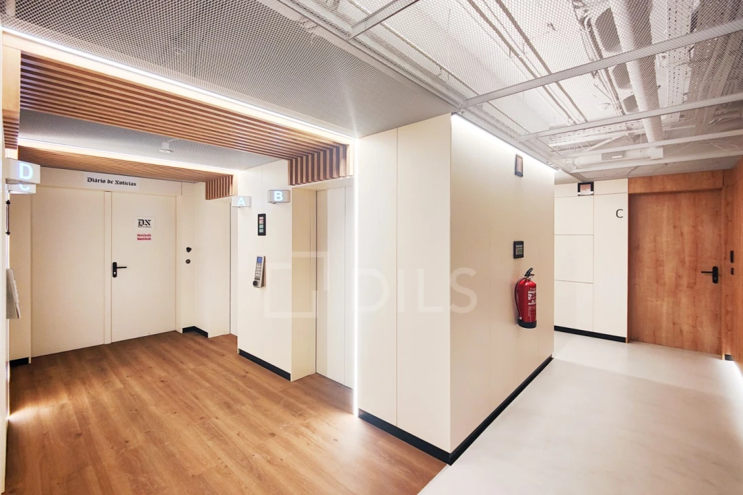 Escritório para Arrendamento em São Domingos de Benfica Foto 17