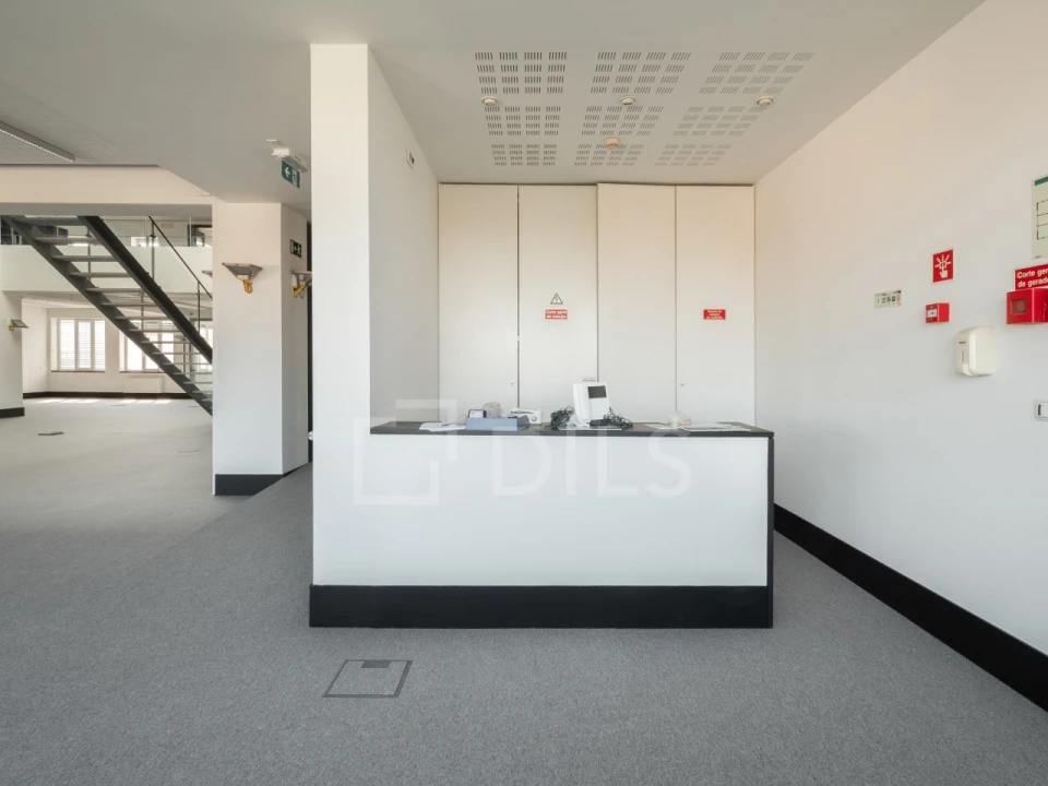 Escritório para Arrendamento em Alvalade Foto 17