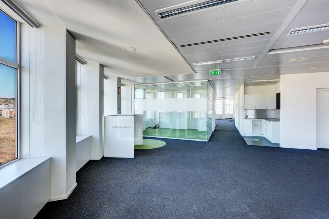 Escritório para Arrendamento em Algés, Linda-A-Velha e Cruz Quebrada-Dafundo Foto 29