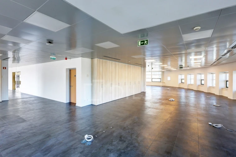 Escritório para Arrendamento em Algés, Linda-A-Velha e Cruz Quebrada-Dafundo Foto 10