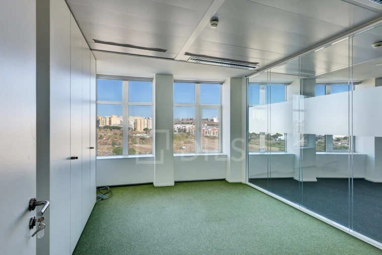 Escritório para Arrendamento em Algés, Linda-A-Velha e Cruz Quebrada-Dafundo Foto 32