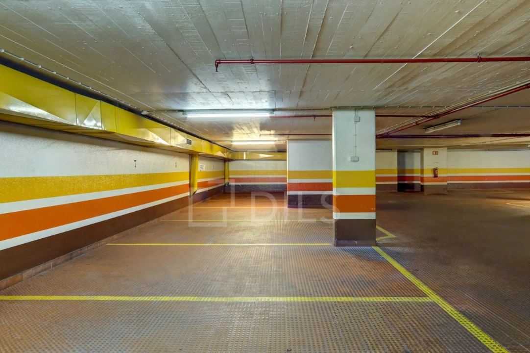 Prédio para Arrendamento em Areeiro Foto 32