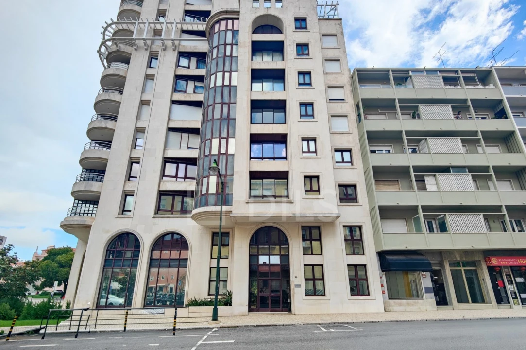 Prédio para Arrendamento em Areeiro Foto 35