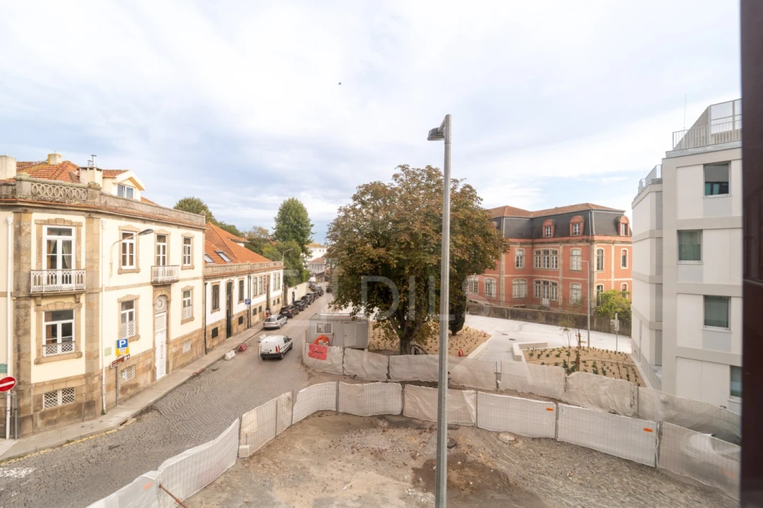 Prédio para Arrendamento em Cedofeita, Santo Ildefonso, Sé, Miragaia, São Nicolau e Vitória Foto 12