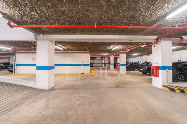 Prédio para Arrendamento em Cedofeita, Santo Ildefonso, Sé, Miragaia, São Nicolau e Vitória Foto 14