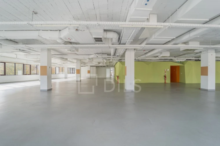 Prédio para Arrendamento em Cedofeita, Santo Ildefonso, Sé, Miragaia, São Nicolau e Vitória Foto 9