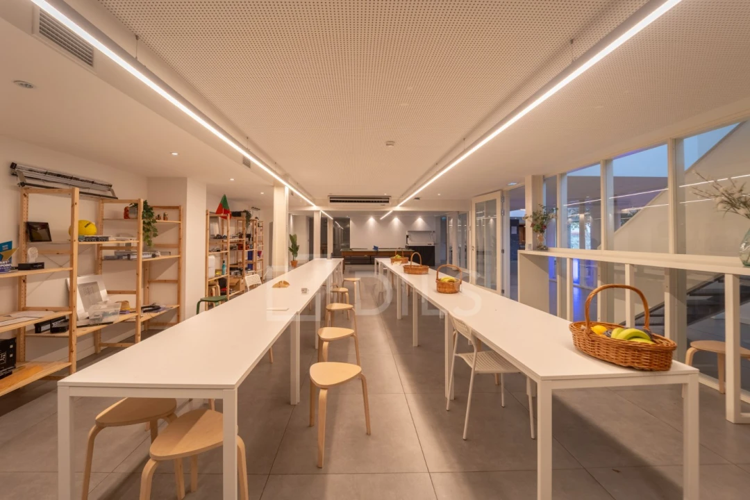 Escritório para Arrendamento em Ramalde Foto 12