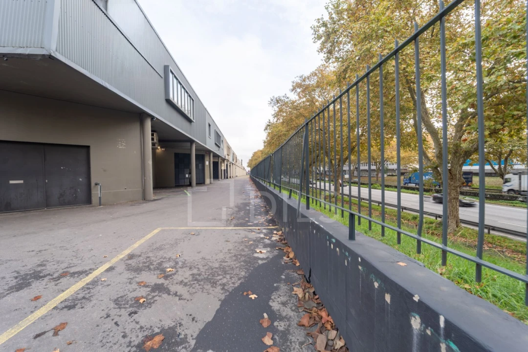 Escritório para Arrendamento em Ramalde Foto 2